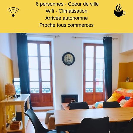 Appartement En Plein Centre. カルパントラ エクステリア 写真