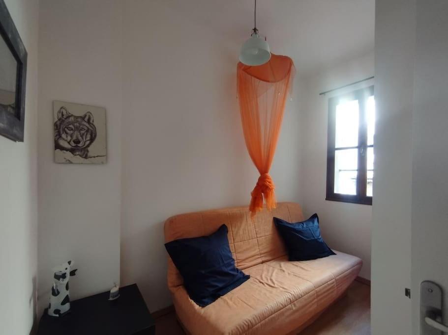 Appartement En Plein Centre. カルパントラ エクステリア 写真
