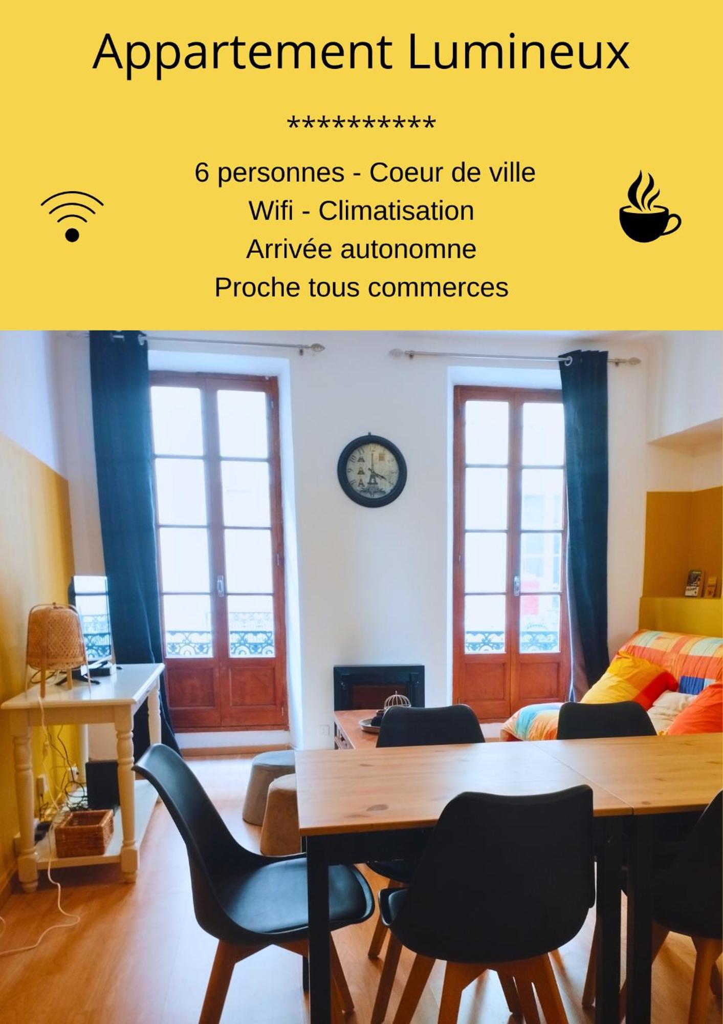Appartement En Plein Centre. カルパントラ エクステリア 写真